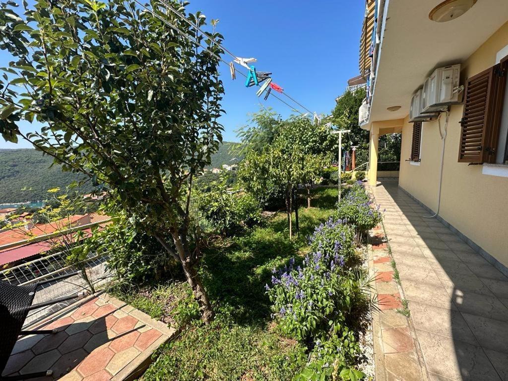Apartmani Stella Rabac Exteriér fotografie